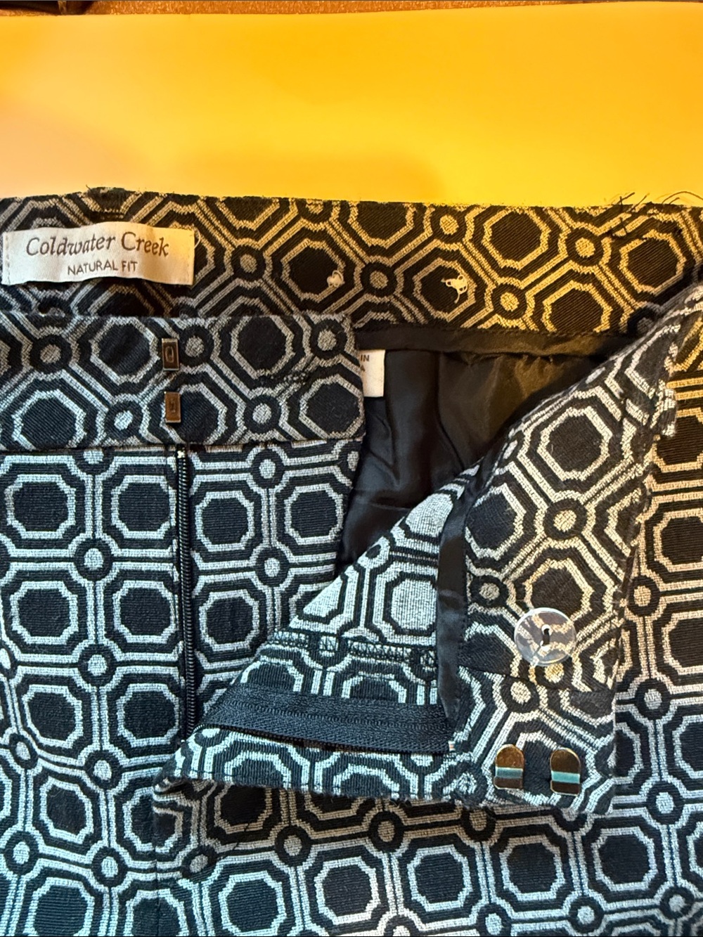 Coldwater Creek Geometric Boho Pants - Black & Cream 12P - Picture 9 of 11